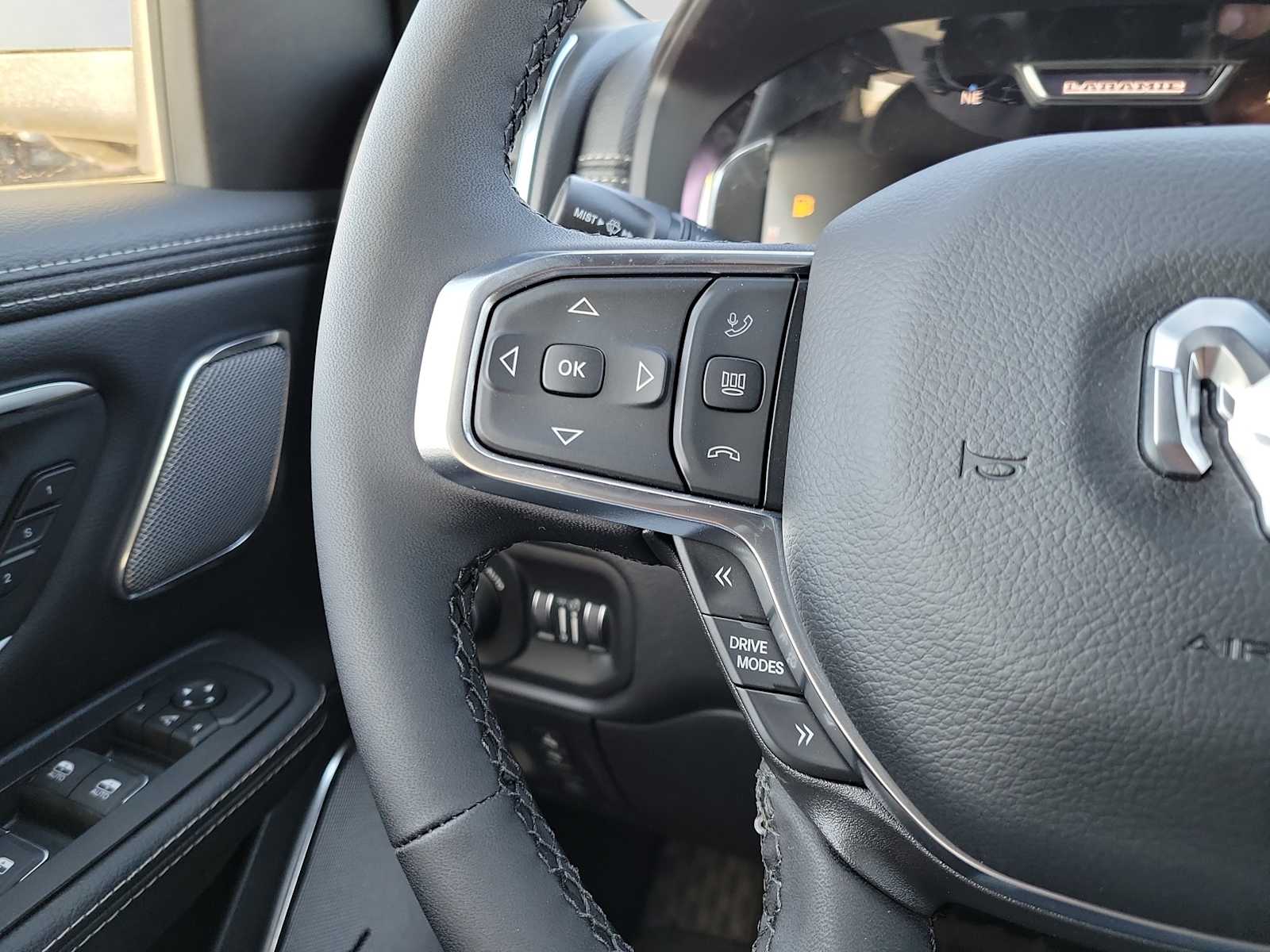 Thumbnail: 2026 RAM 1500 - 19