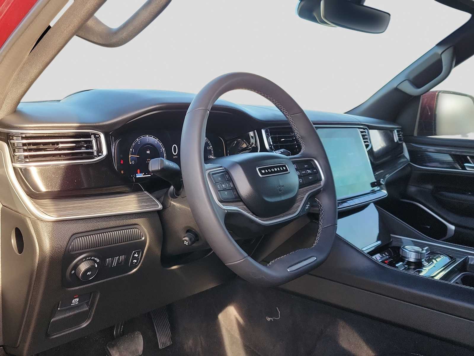 Thumbnail: 2022 Jeep Wagoneer - 2