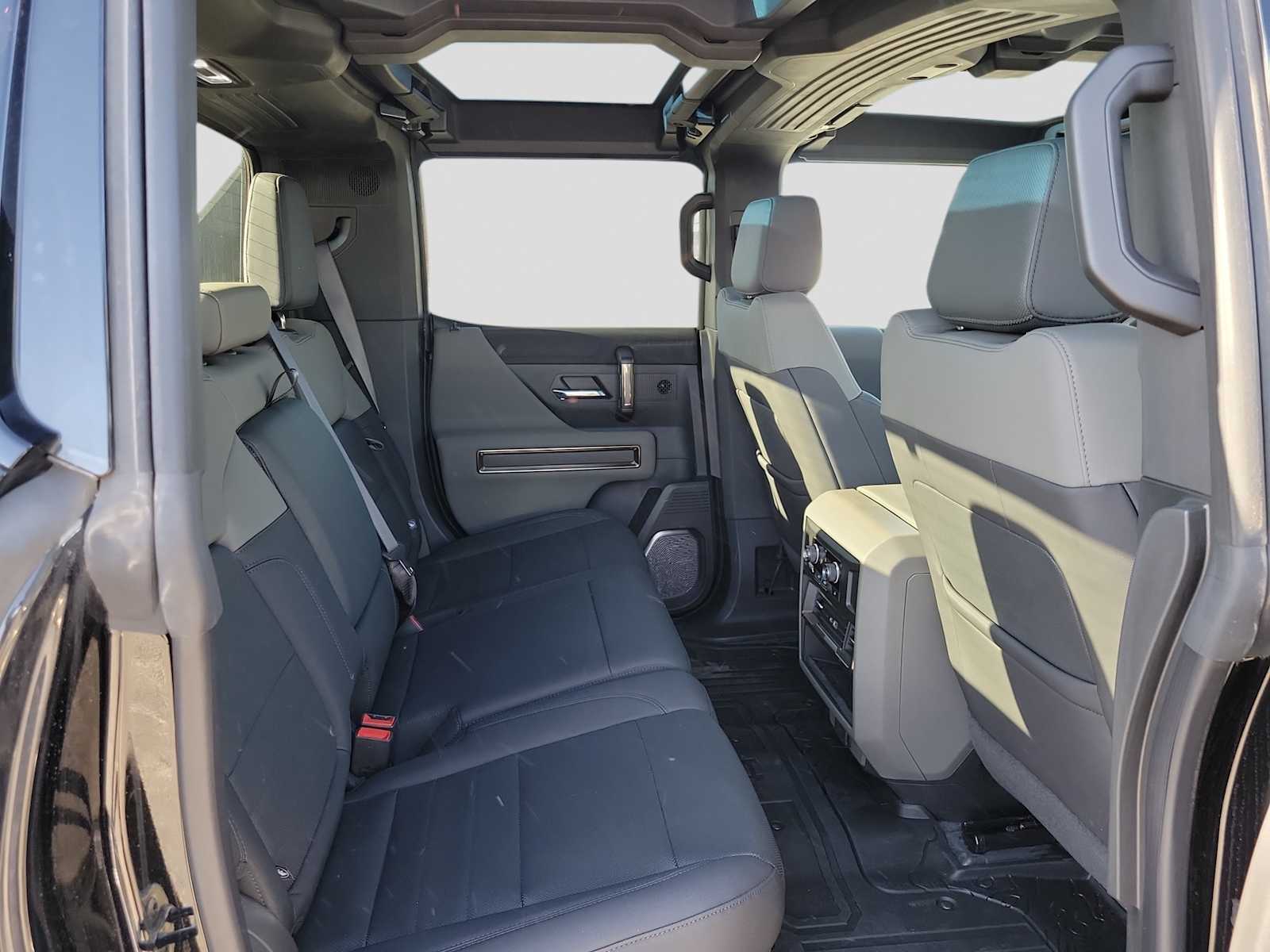 Thumbnail: 2024 GMC Hummer EV - 13