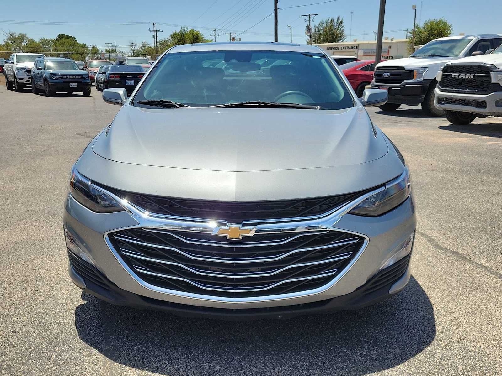 Thumbnail: 2023 Chevrolet Malibu - 6
