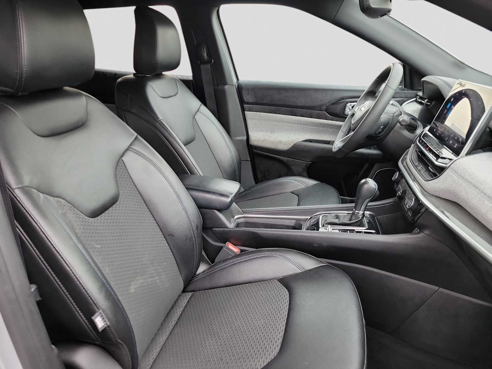 Thumbnail: 2024 Jeep Compass - 14