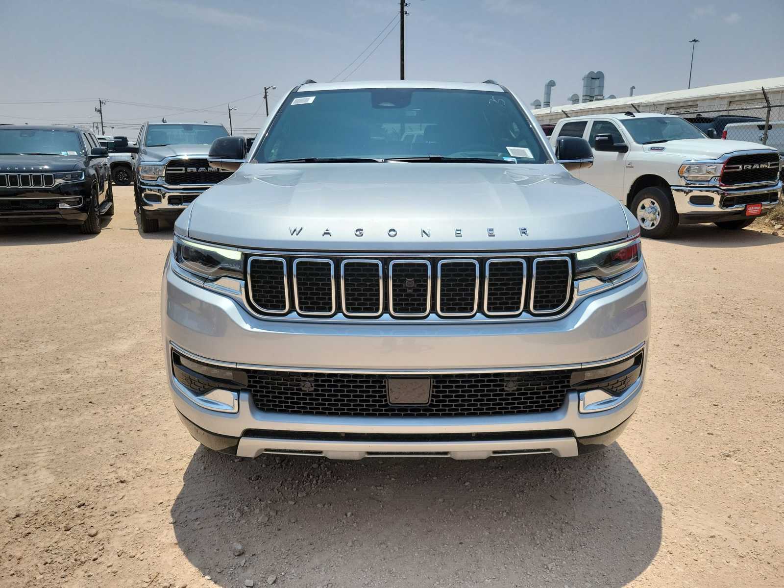 Thumbnail: 2024 Jeep Wagoneer - 6