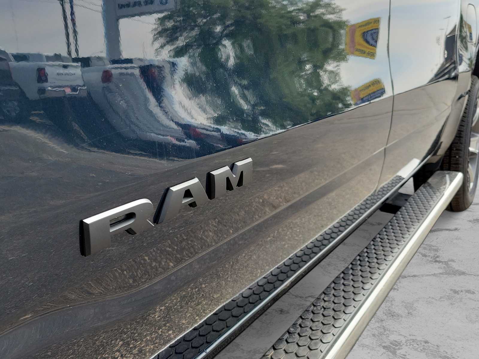 Thumbnail: 2026 RAM 1500 - 7