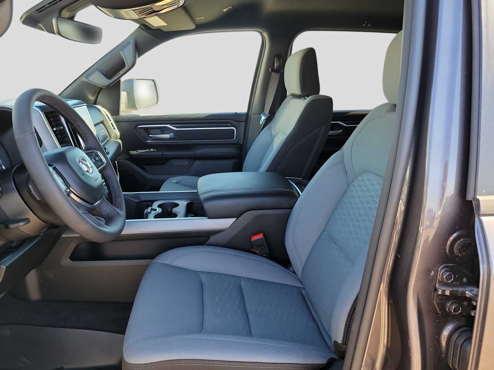 Thumbnail: 2026 RAM 1500 - 11