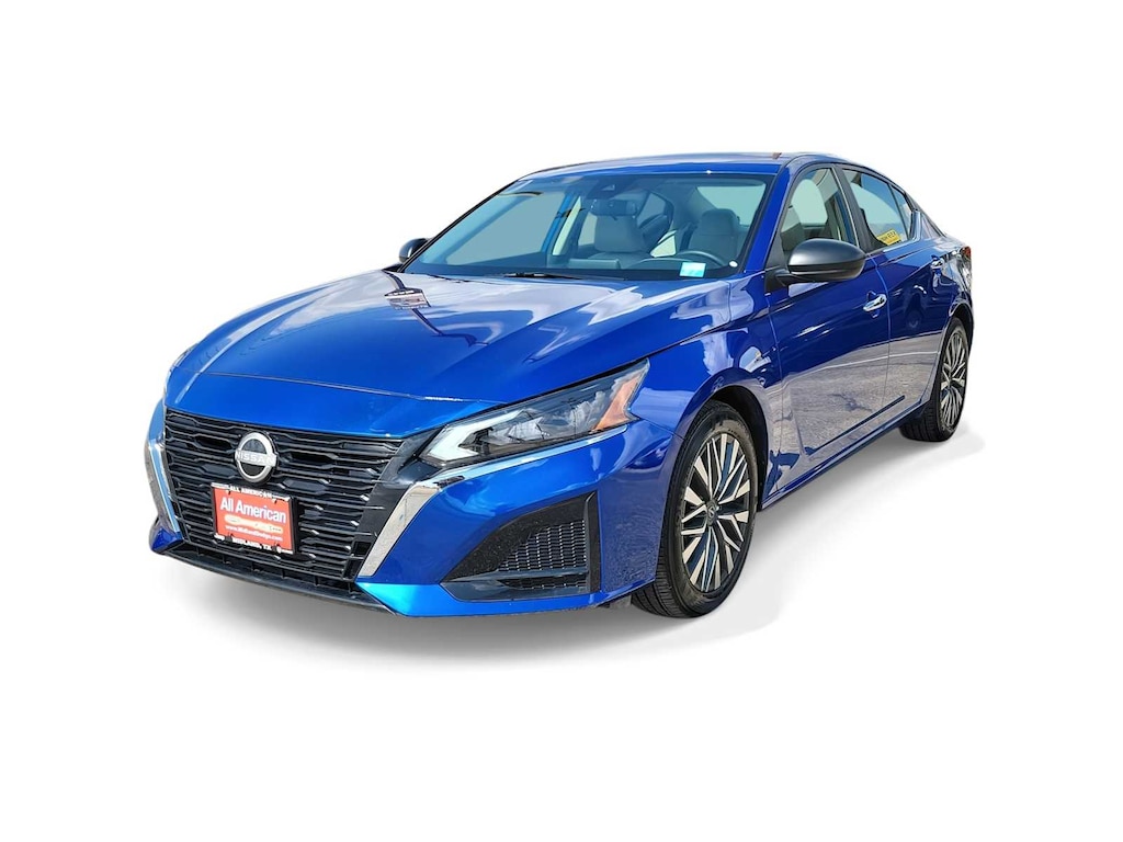 Used 2025 Nissan Altima SV Sedan