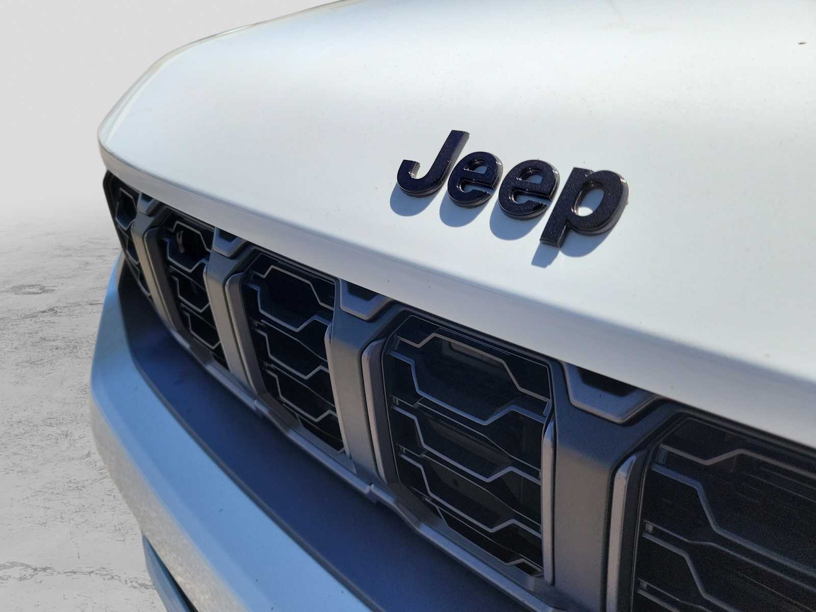 Thumbnail: 2026 Jeep Grand Cherokee L - 9
