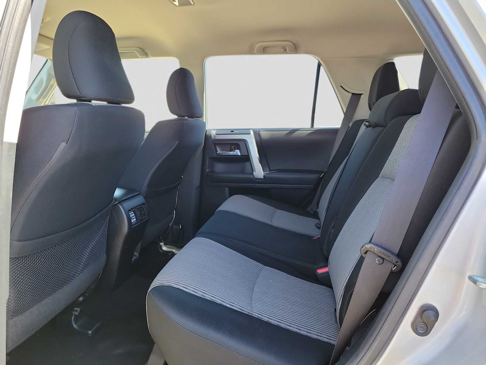 Thumbnail: 2024 Toyota 4Runner - 12