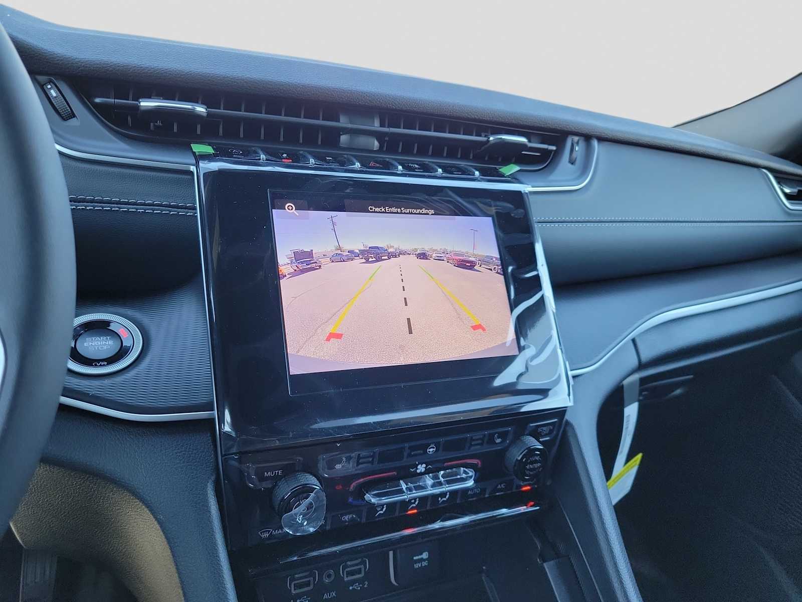 Thumbnail: 2025 Jeep Grand Cherokee - 20