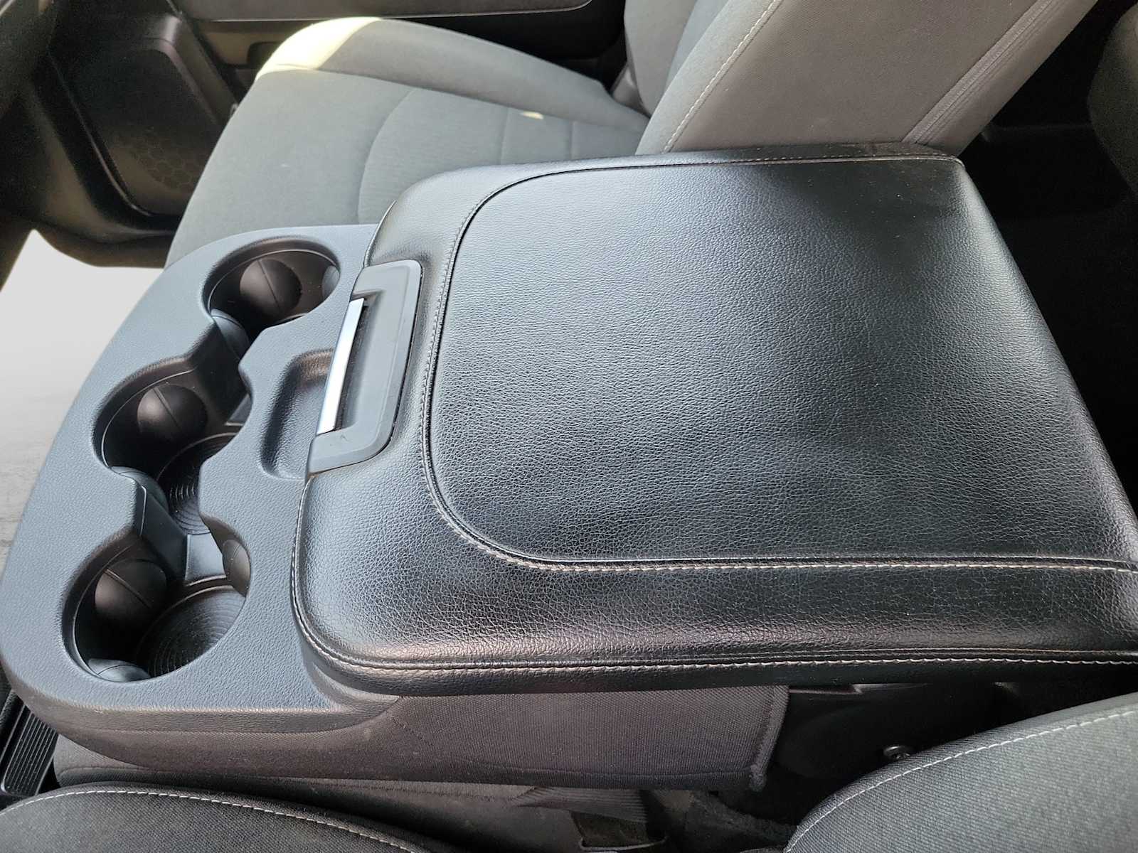 Thumbnail: 2024 RAM 1500 Classic - 16