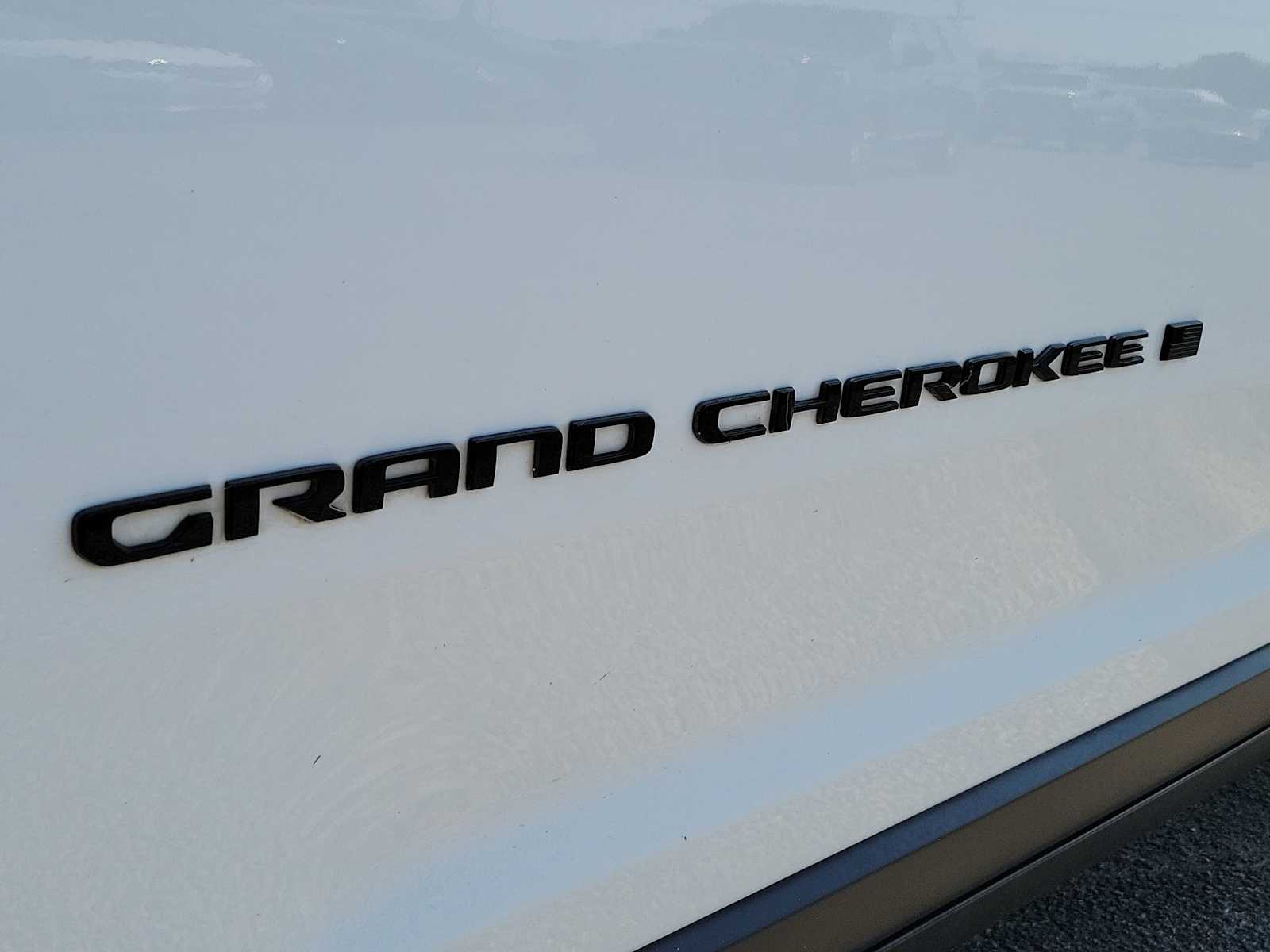 Thumbnail: 2023 Jeep Grand Cherokee L - 7