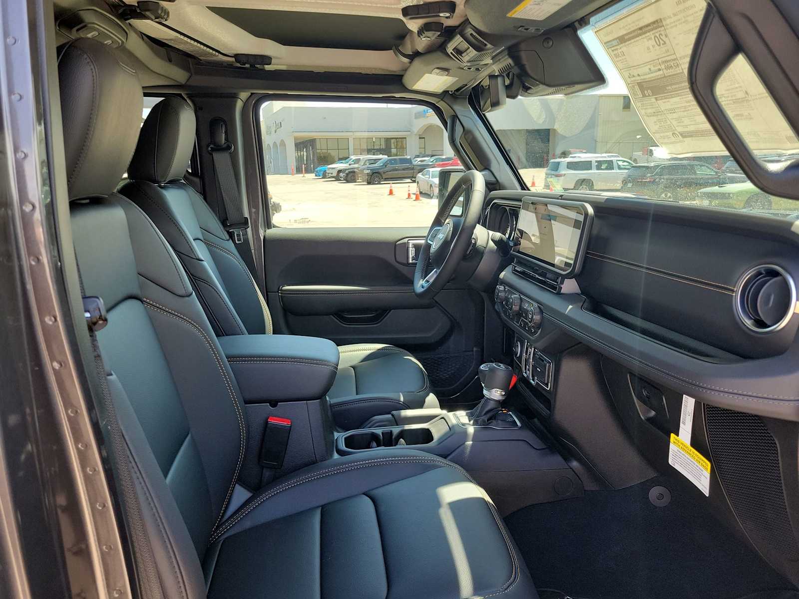 Thumbnail: 2026 Jeep Wrangler - 14