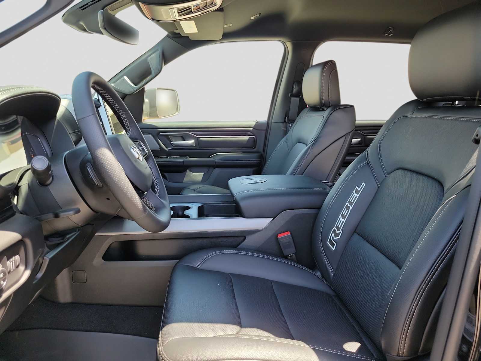 Thumbnail: 2026 RAM 1500 - 7