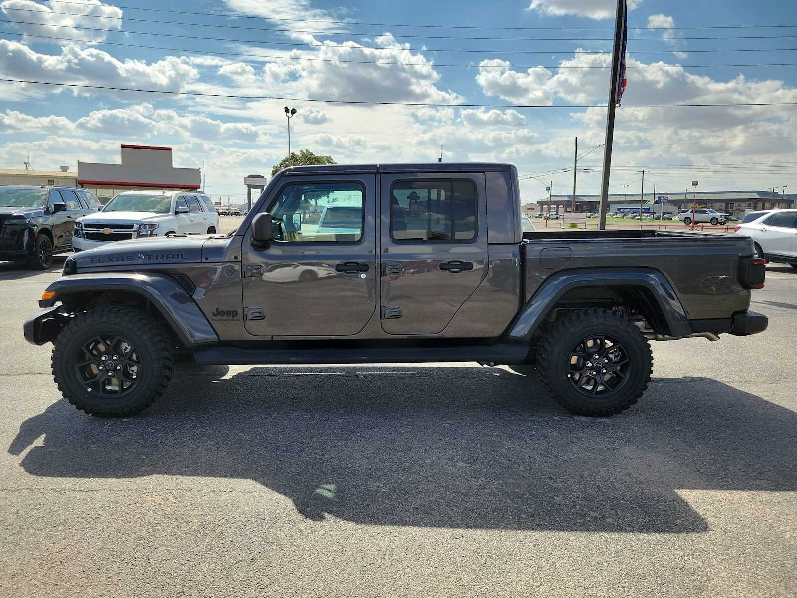 Thumbnail: 2025 Jeep Gladiator - 3