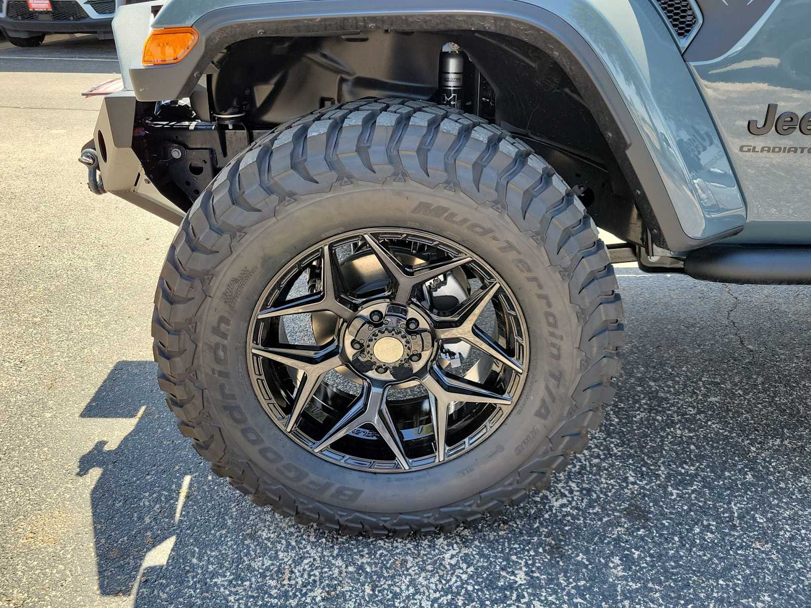 Thumbnail: 2025 Jeep Gladiator - 8