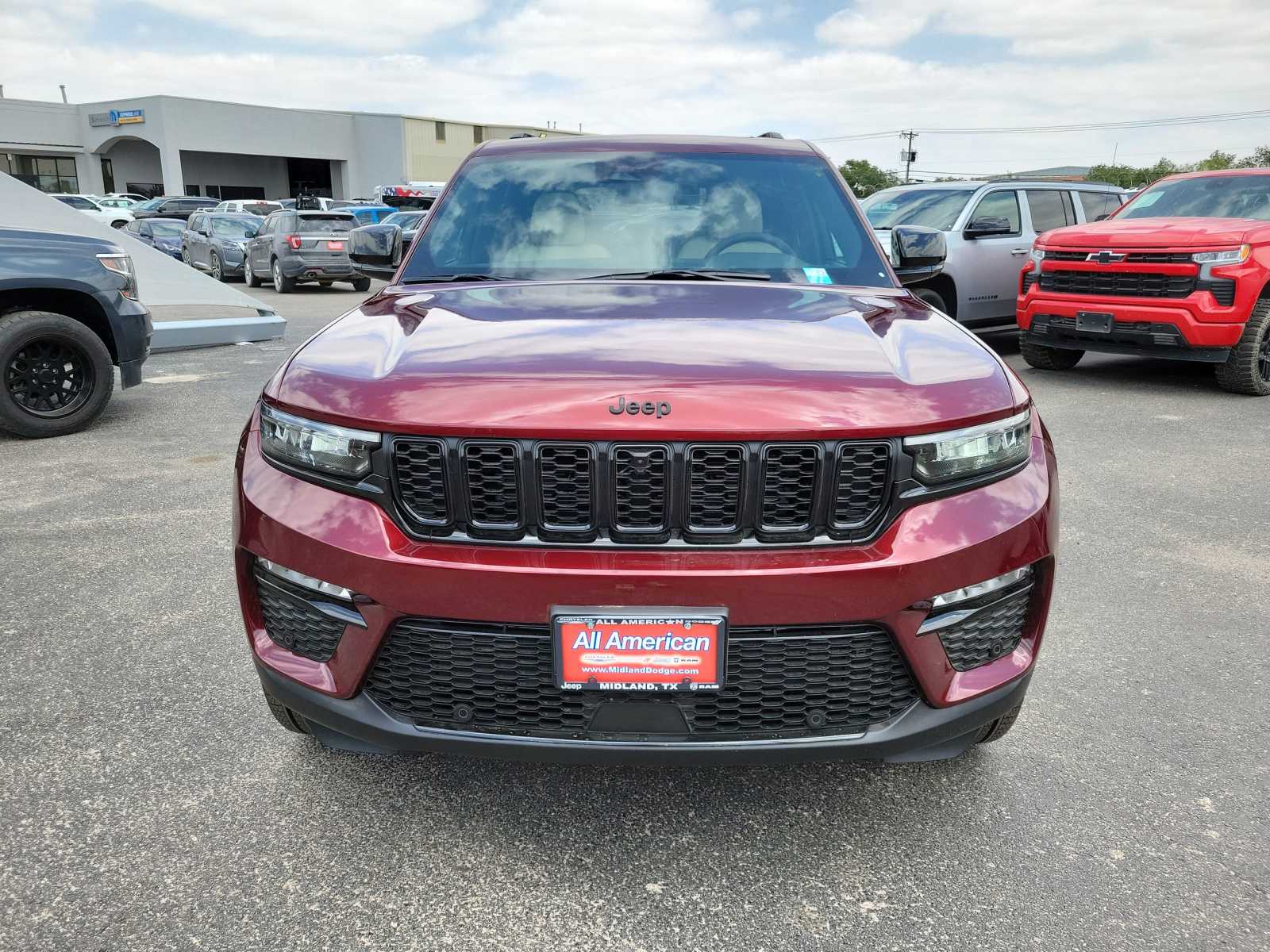 Thumbnail: 2024 Jeep Grand Cherokee - 5