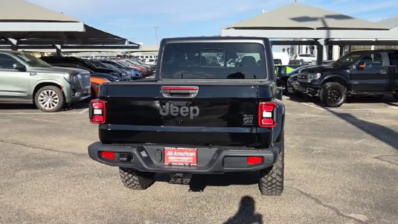 Thumbnail: 2026 Jeep Gladiator - 8