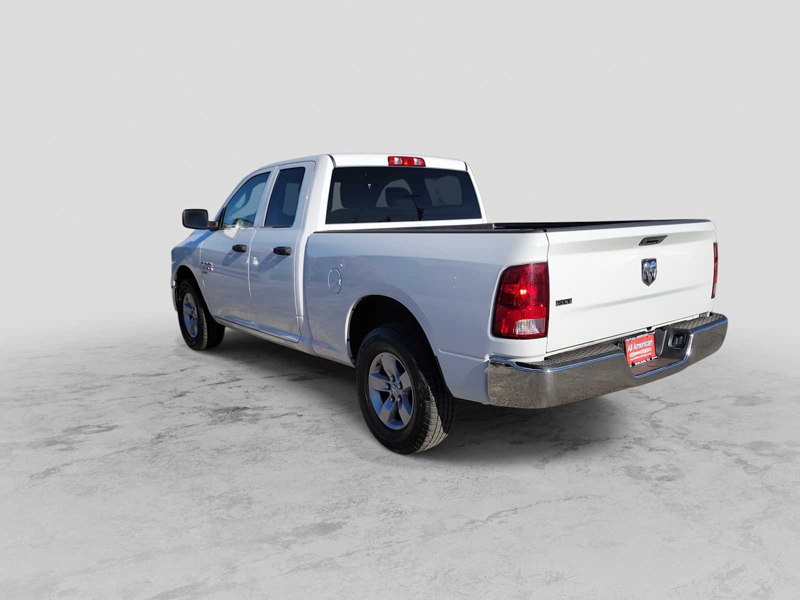 Thumbnail: 2024 RAM 1500 Classic - 4