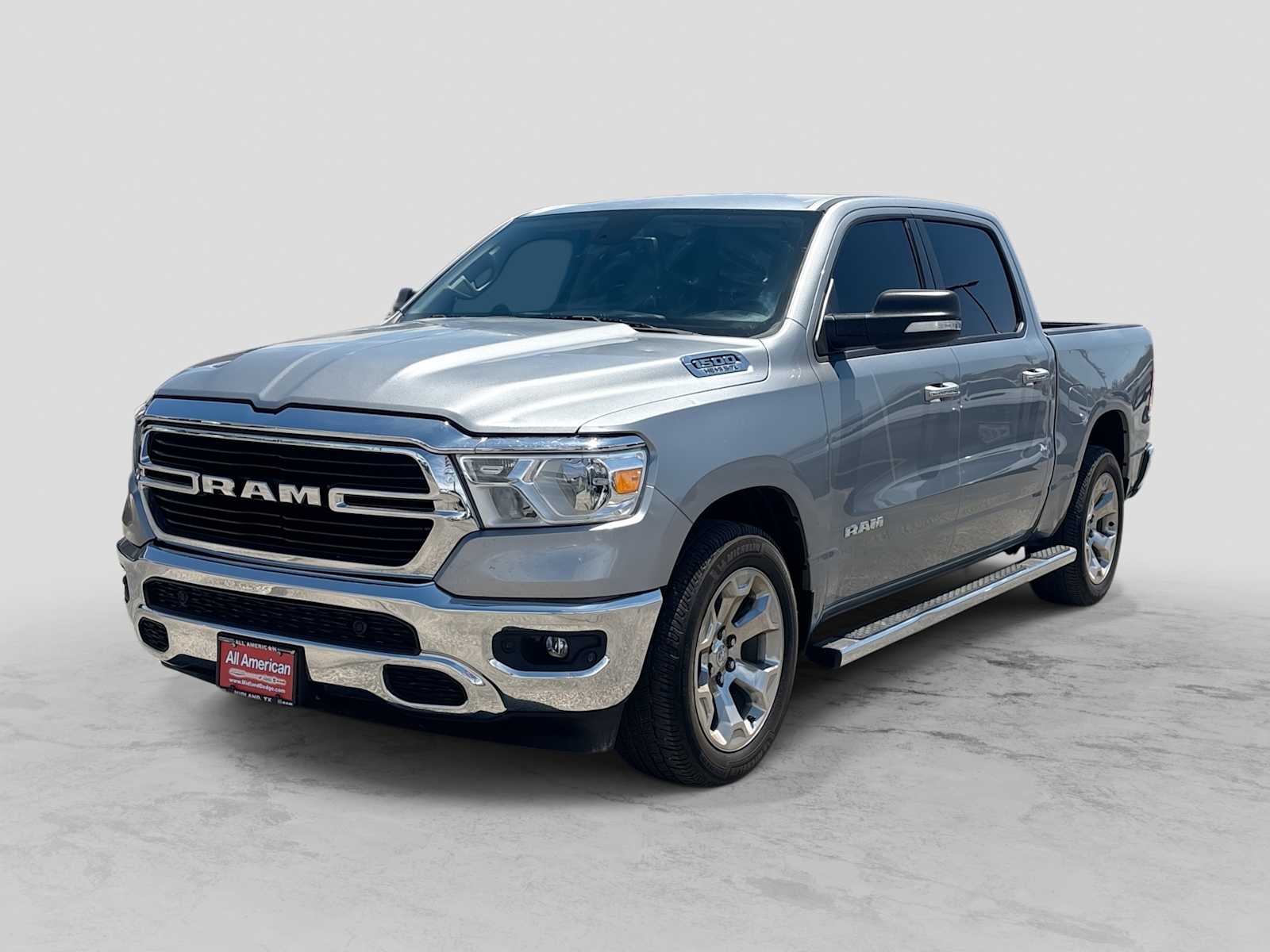 2019 RAM 1500 Big Horn/Lone Star Crew Cab 5'7's photo