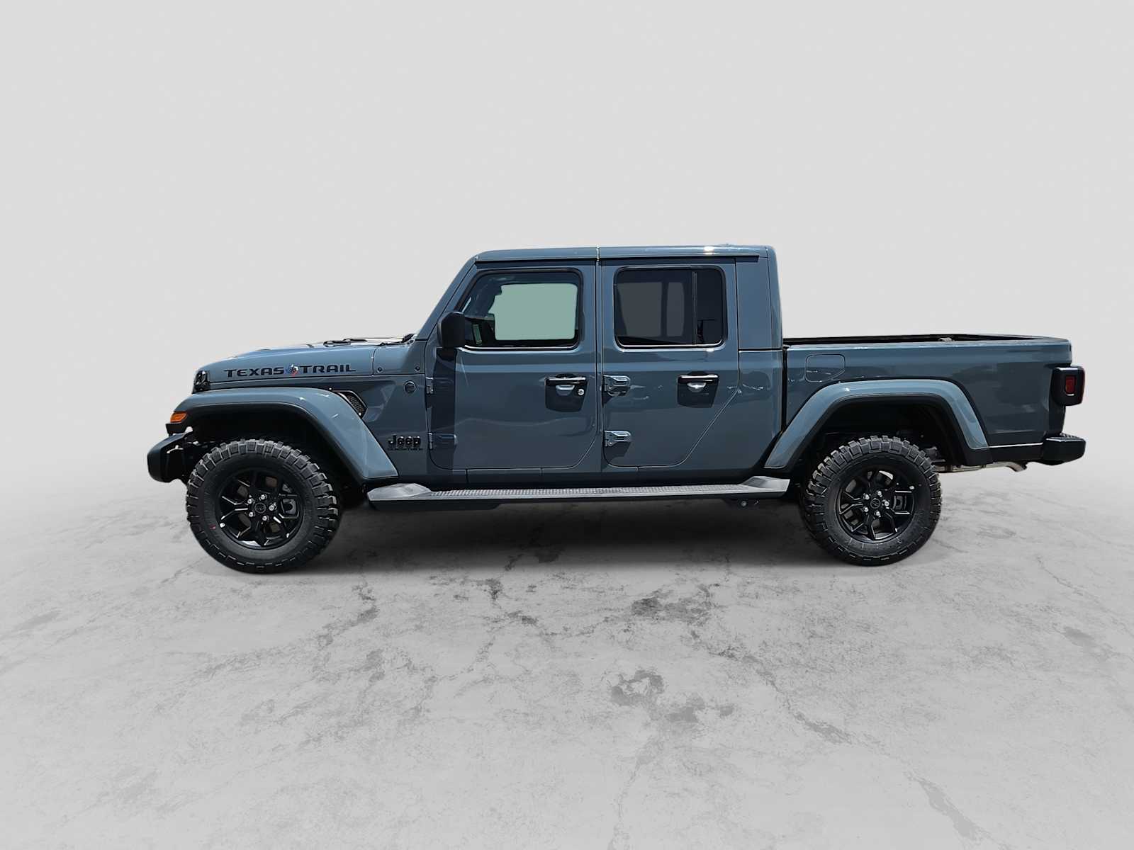 Thumbnail: 2026 Jeep Gladiator - 5