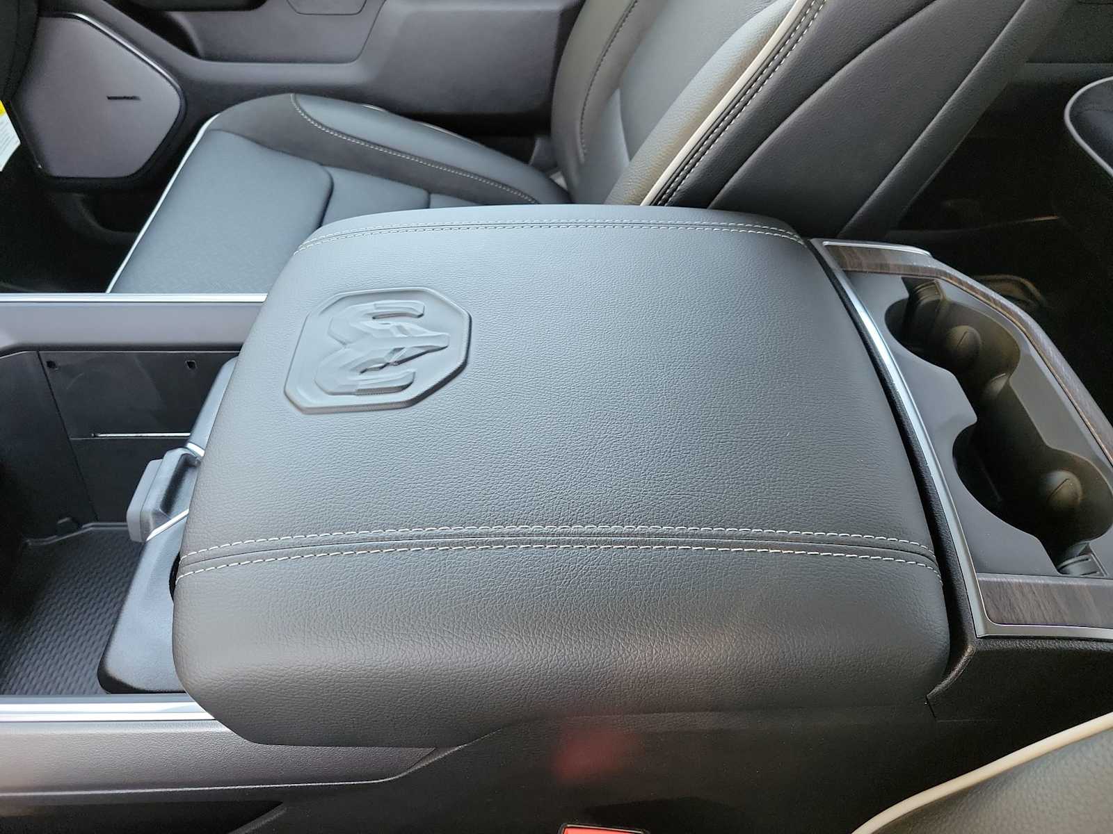 Thumbnail: 2026 RAM 1500 - 16