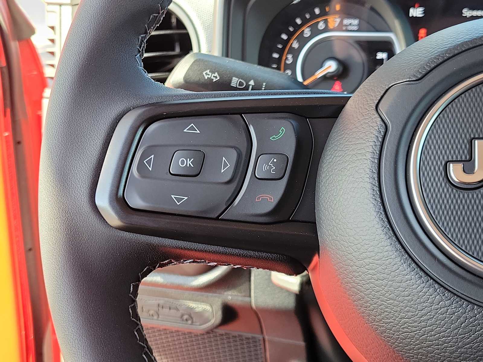 Thumbnail: 2026 Jeep Gladiator - 19