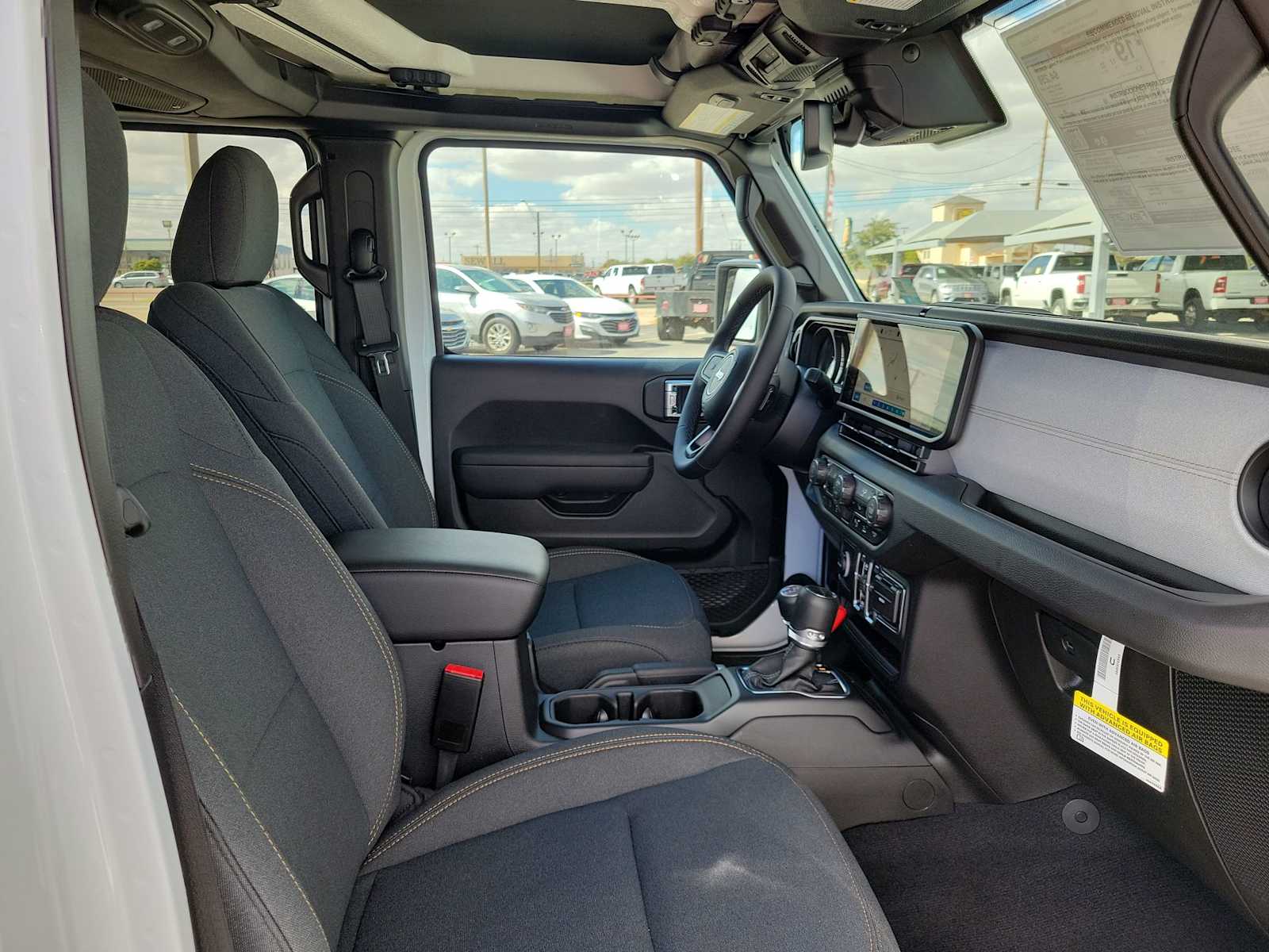 Thumbnail: 2025 Jeep Gladiator - 14