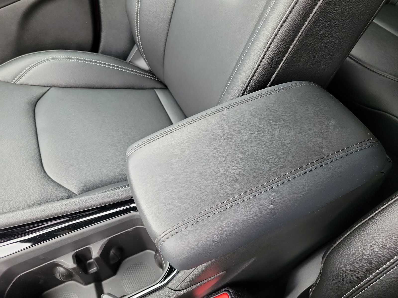 Thumbnail: 2026 Jeep Compass - 16