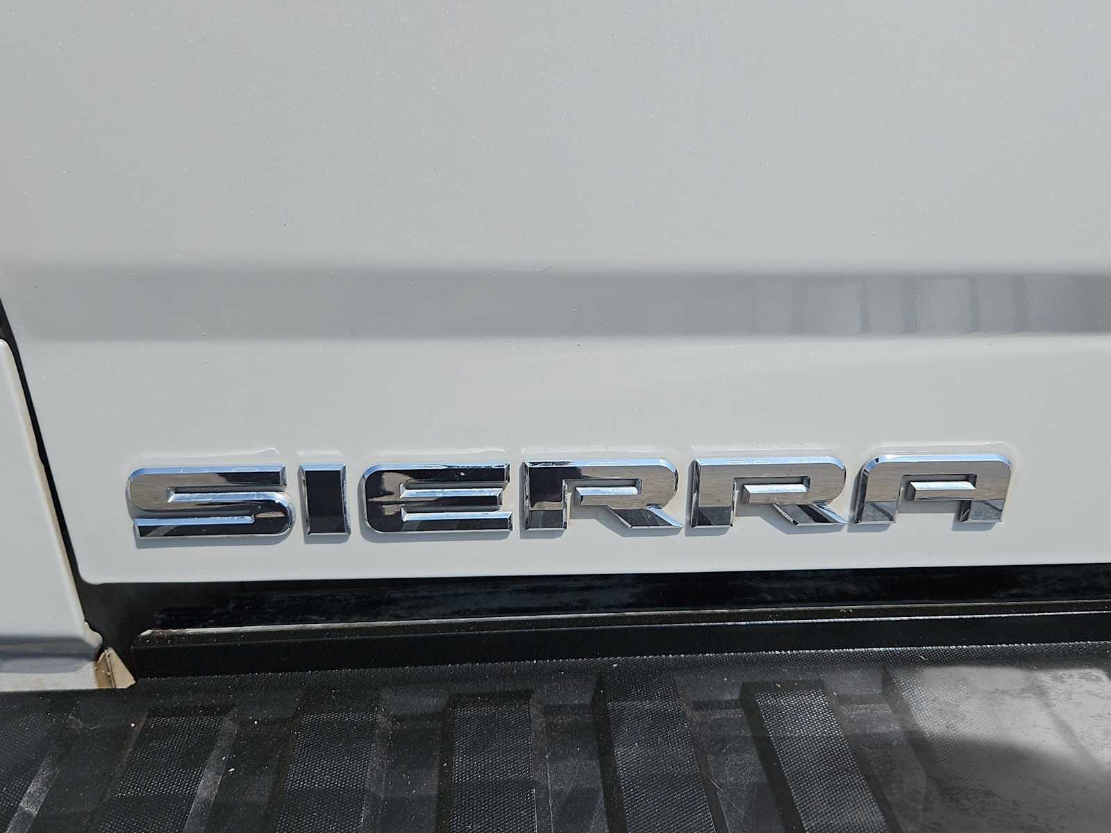 Thumbnail: 2018 GMC Sierra 1500 - 3