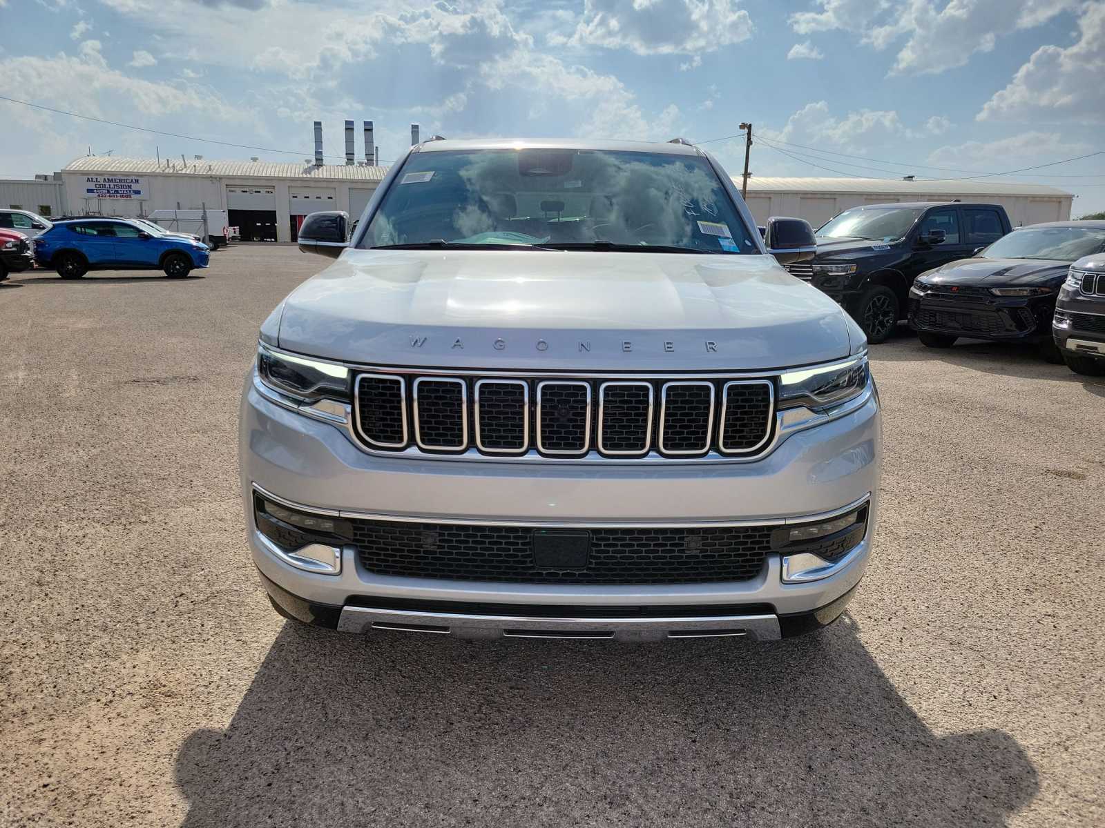 Thumbnail: 2024 Jeep Wagoneer - 6