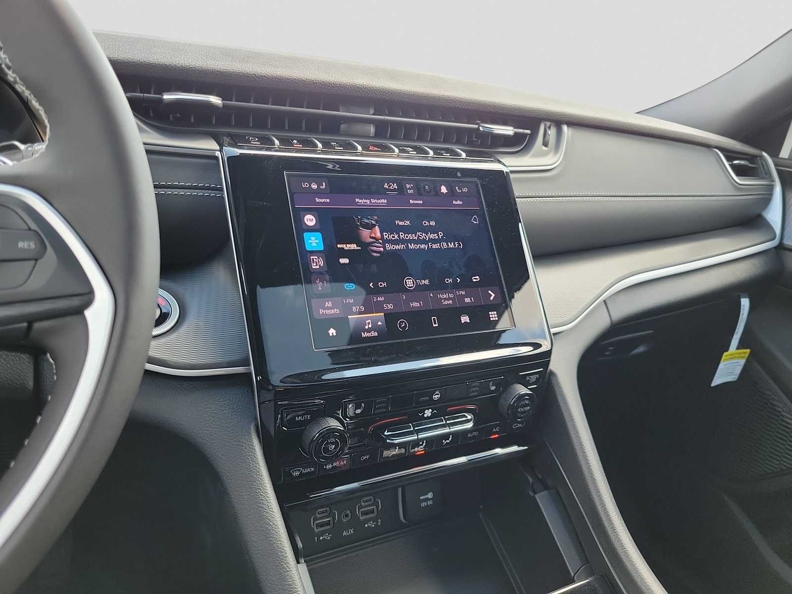 Thumbnail: 2025 Jeep Grand Cherokee - 21