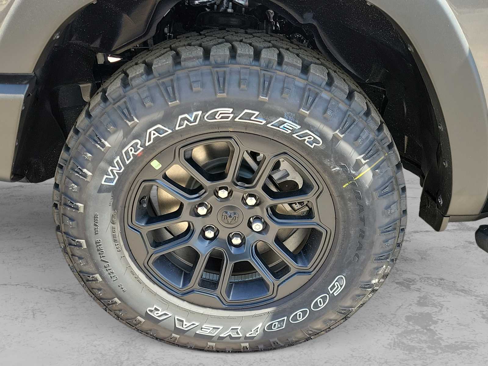 Thumbnail: 2026 RAM 1500 - 4