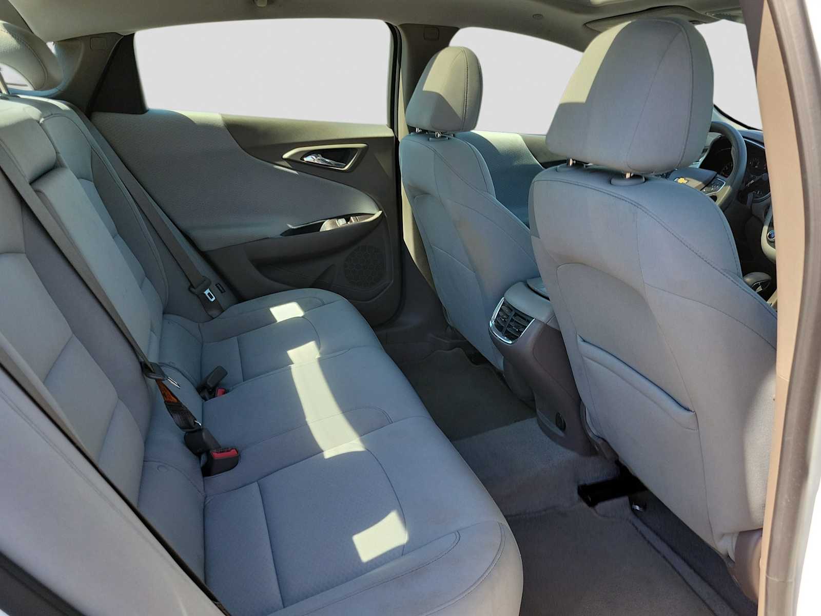 Thumbnail: 2024 Chevrolet Malibu - 13