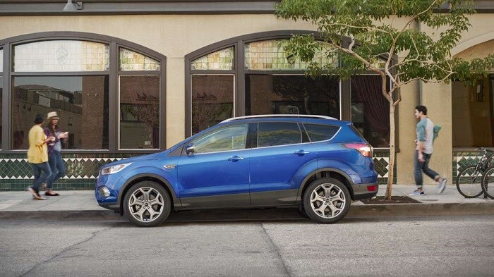 2017-Ford-Escape-Titanium-Profile.jpg