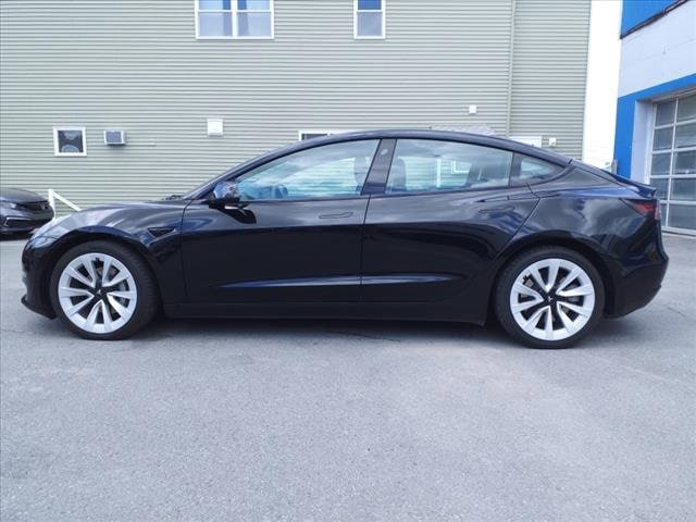 Used 2022 Tesla Model 3 Base with VIN 5YJ3E1EA5NF285681 for sale in Forest City, PA