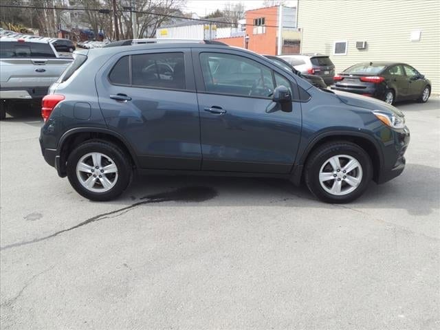 Used 2021 Chevrolet Trax LT with VIN KL7CJPSB6MB328080 for sale in Forest City, PA