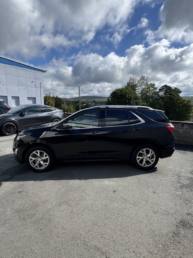 Used 2019 Chevrolet Equinox LT with VIN 2GNAXVEX8K6203738 for sale in Forest City, PA