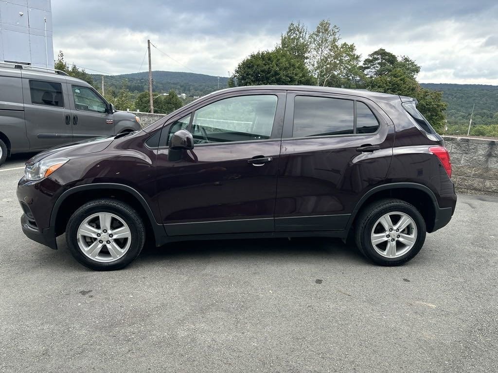 Used 2020 Chevrolet Trax LS with VIN KL7CJNSB7LB349426 for sale in Forest City, PA