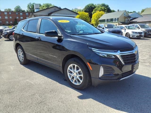 Used 2022 Chevrolet Equinox LT with VIN 3GNAXUEV3NL240981 for sale in Forest City, PA