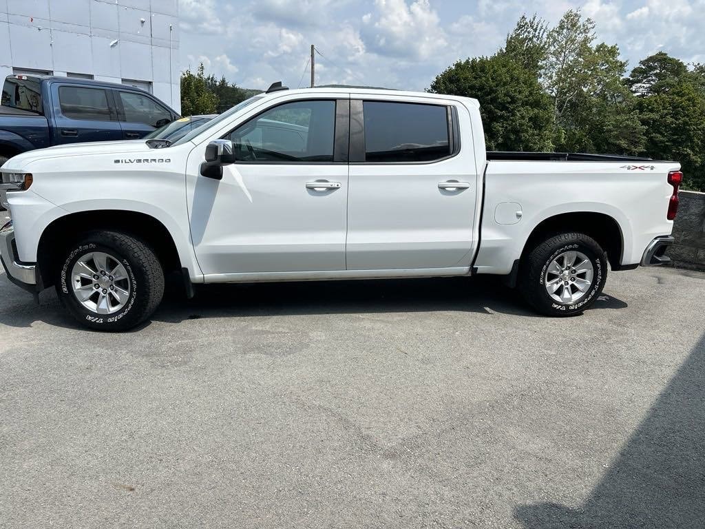 Used 2020 Chevrolet Silverado 1500 LT with VIN 3GCUYDED9LG206978 for sale in Forest City, PA