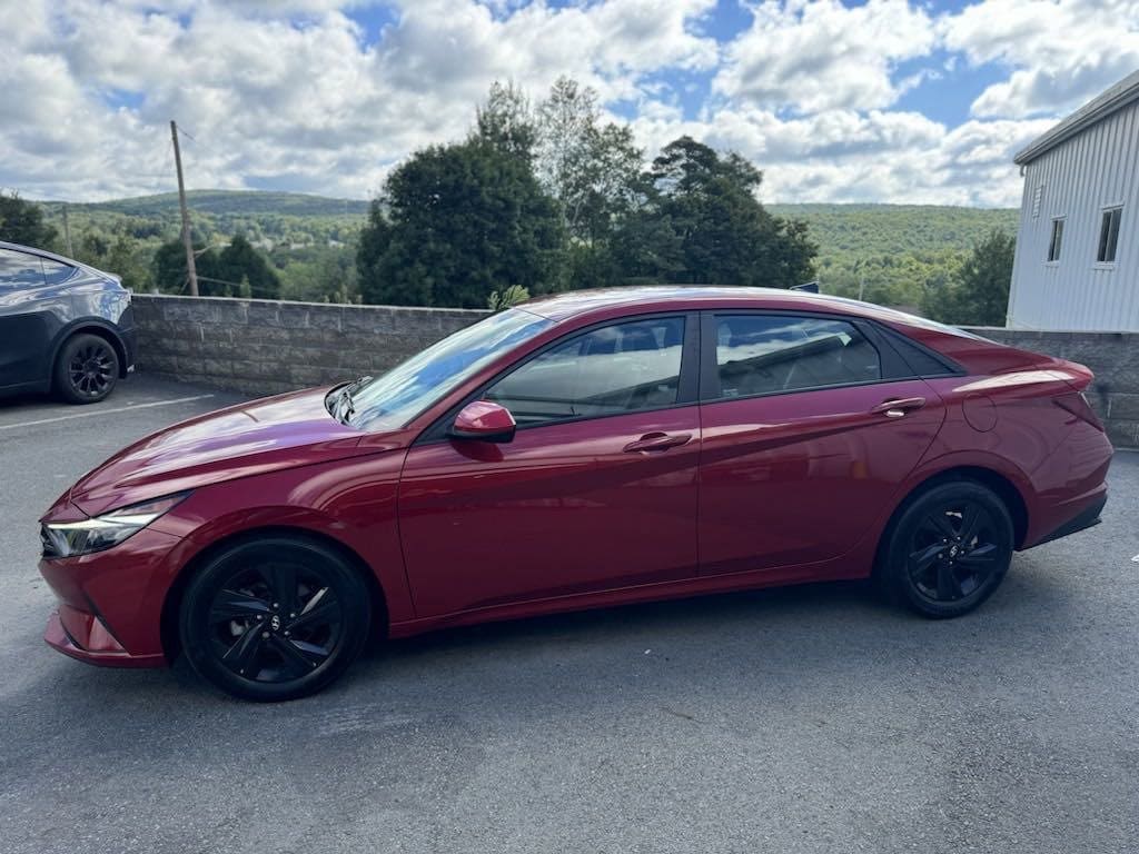 Used 2021 Hyundai Elantra SEL with VIN KMHLM4AG7MU200324 for sale in Forest City, PA