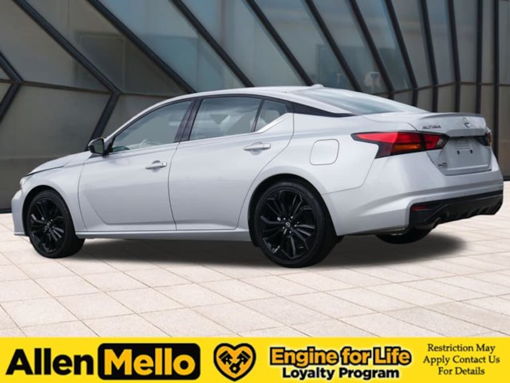 Used 2024 Nissan Altima 2.5 SR Sedan