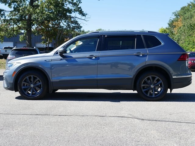 2022 Volkswagen Tiguan SE photo 3