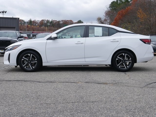 2024 Nissan Sentra SV photo 3