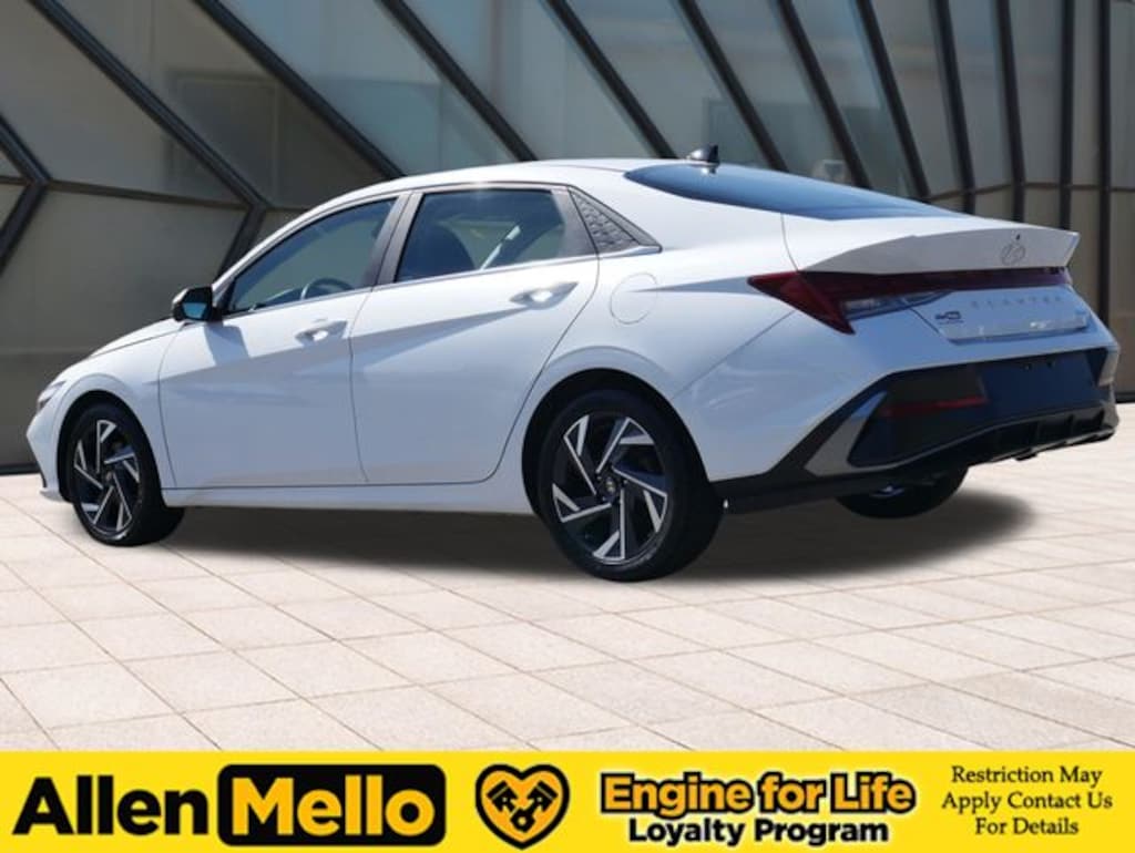 Used 2024 Hyundai Elantra Limited Sedan