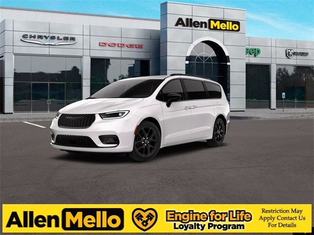 2026 Chrysler Pacifica Limited's photo