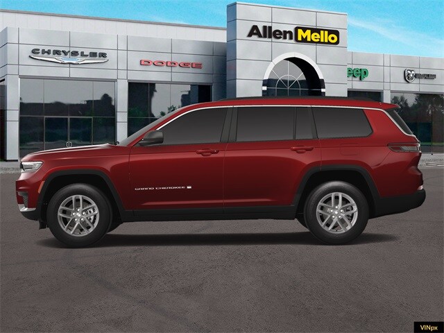 2025 Jeep Grand Cherokee Laredo photo 3