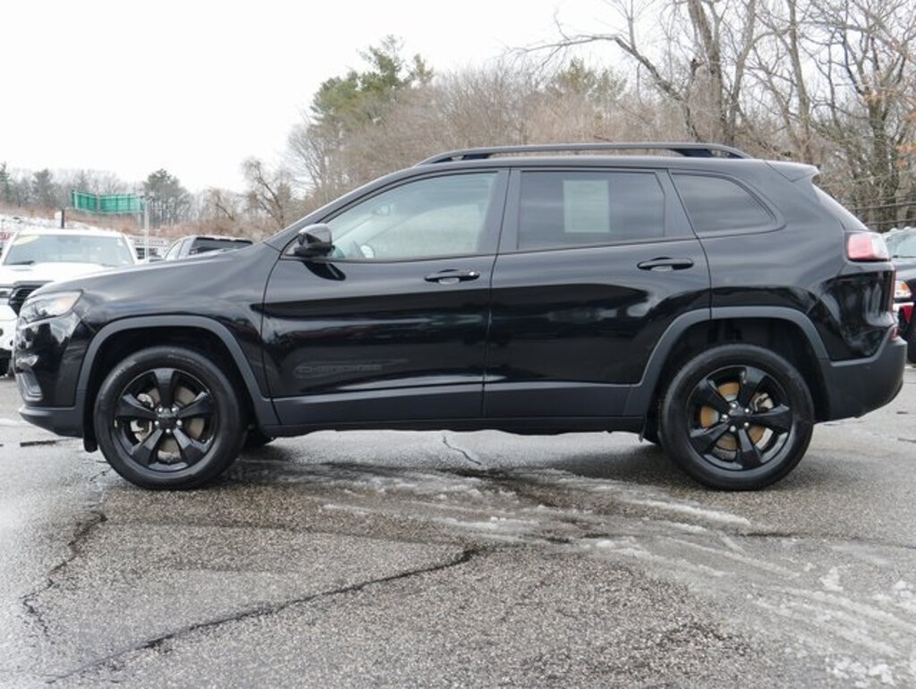 Used 2023 Jeep Cherokee Altitude SUV