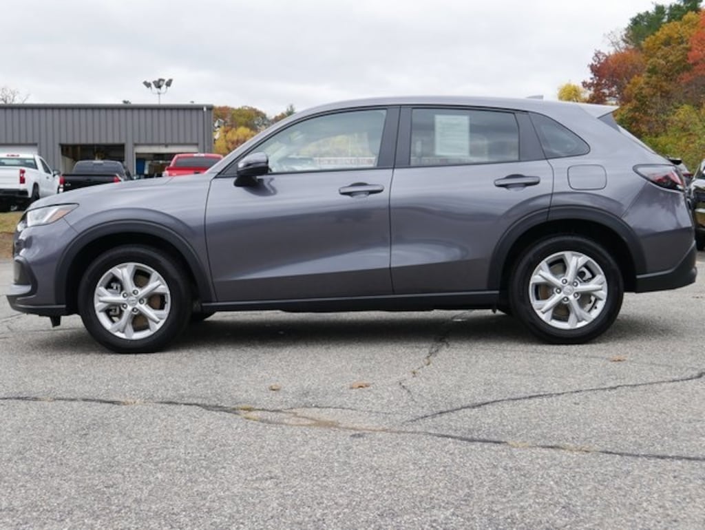 Used 2025 Honda HR-V LX SUV