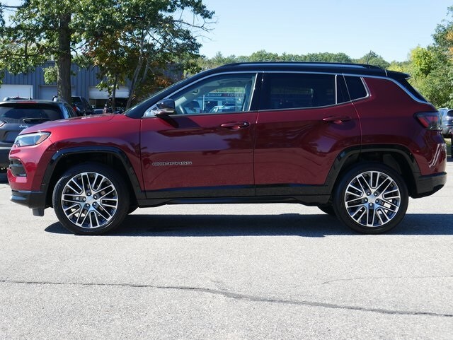 2022 Jeep Compass Limited photo 3