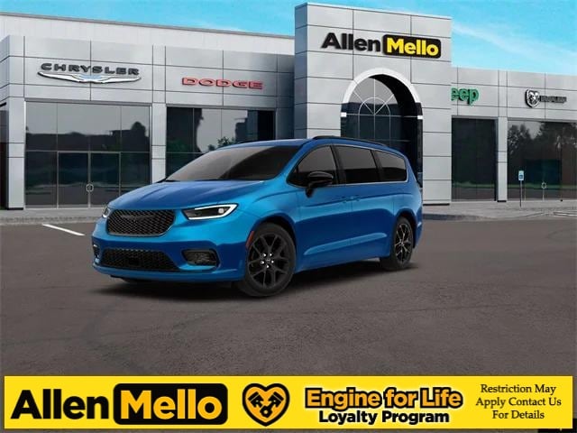 2026 Chrysler Pacifica Limited's photo